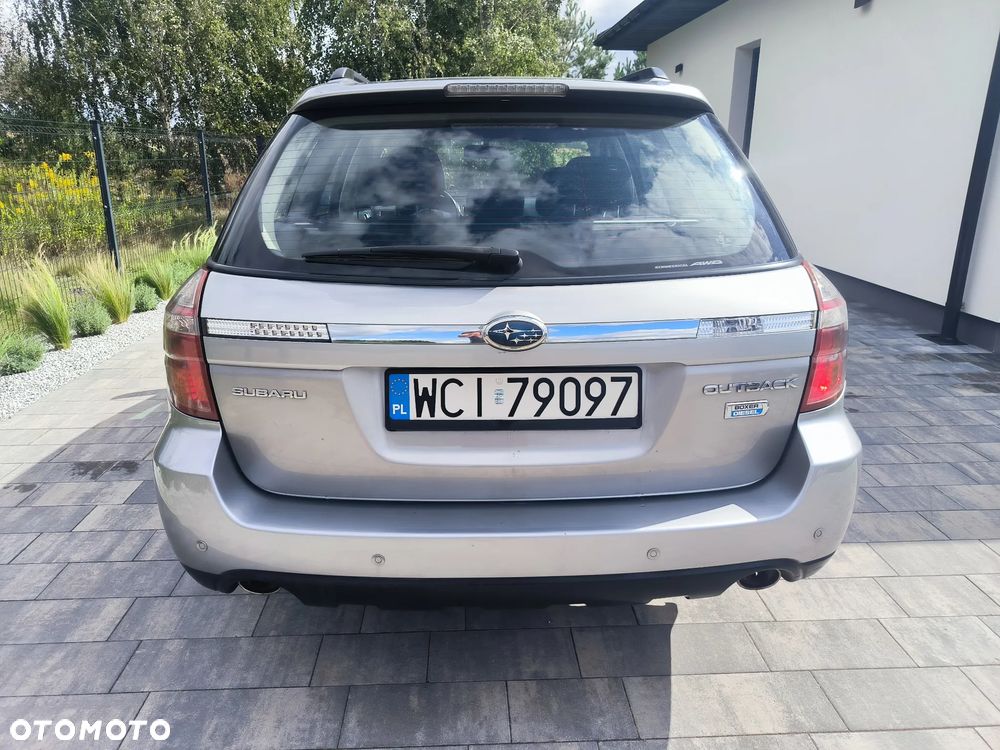 Subaru Outback 2.0D RC 000 - 6