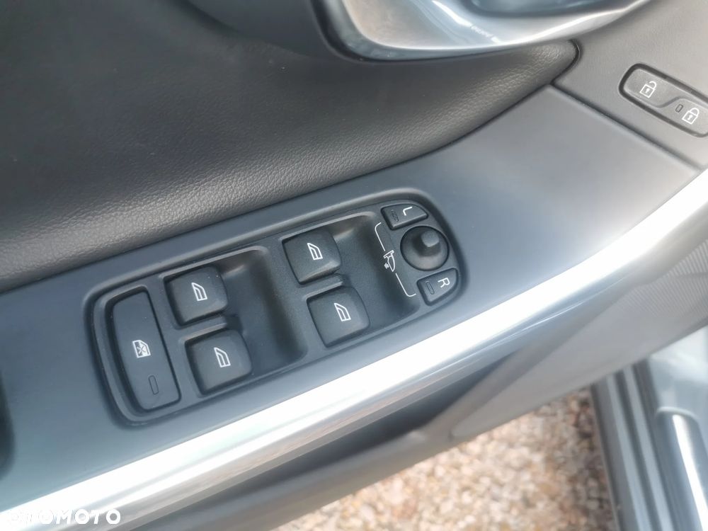 Volvo S60 D3 Geartronic Momentum - 14