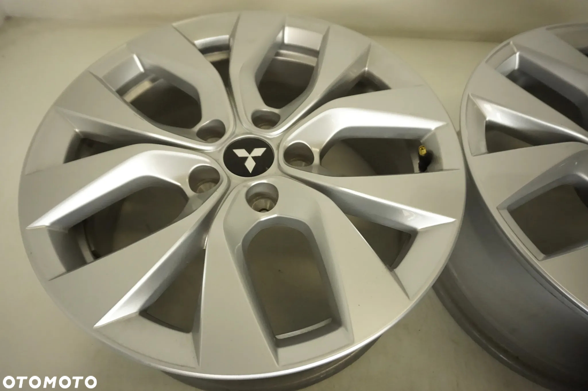 FELGI ALUMINIOWE 17 MITSUBISHI ASX NOWY MODEL ET35 - 2