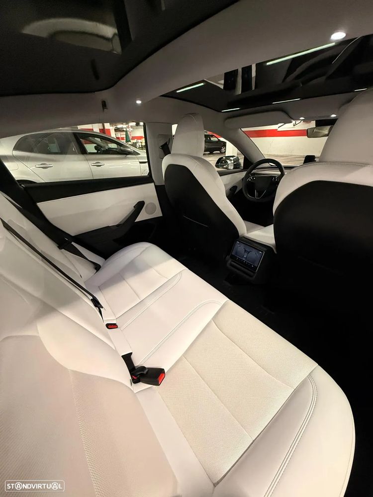 Tesla Model 3 Long Range Tração Integral - 17