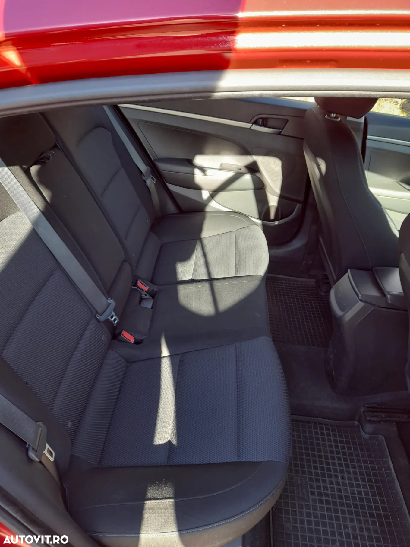 Hyundai Elantra 1.6 MPi Comfort - 2