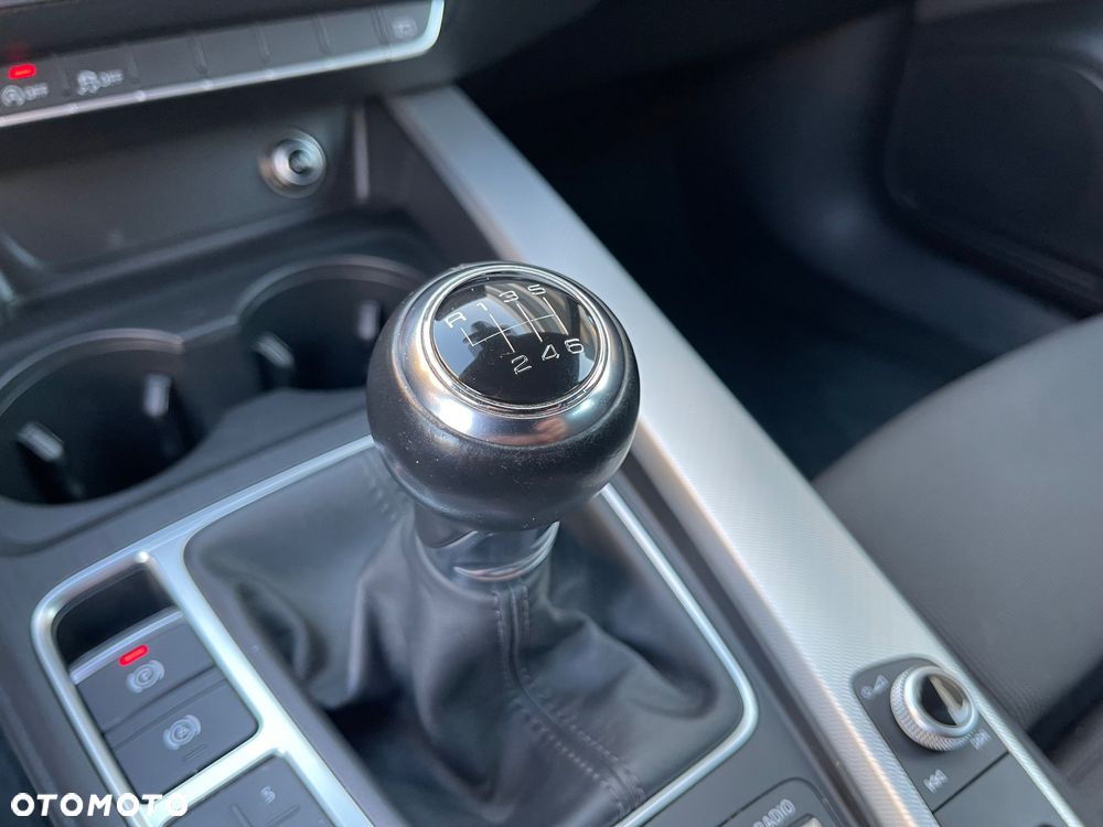 Audi A4 Avant 2.0 TDI - 33