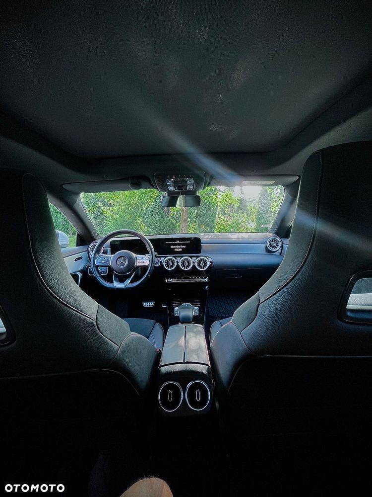 Mercedes-Benz CLA 200 d 8G-DCT AMG Line - 11