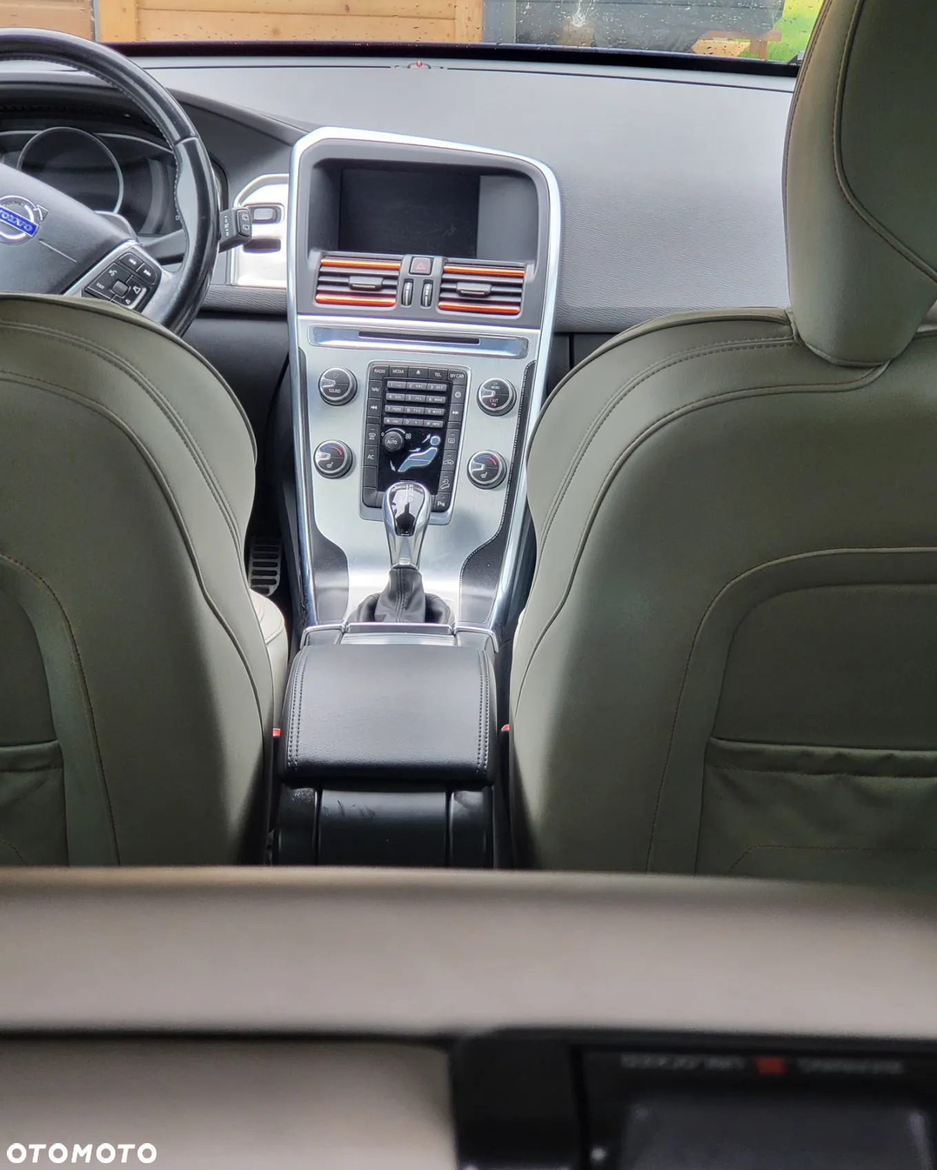 Volvo XC 60 D4 AWD Ocean Race - 20