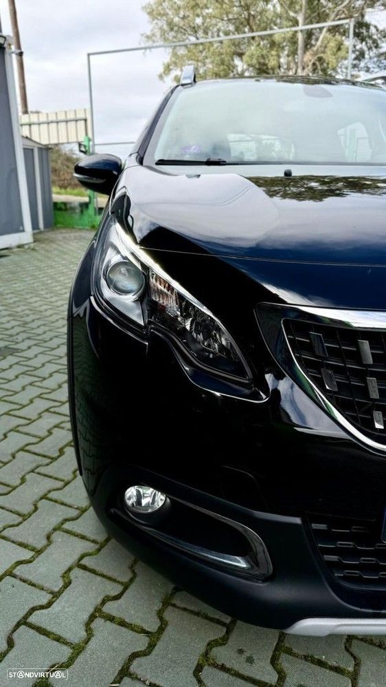 Peugeot 2008 1.2 PureTech Allure EAT6 - 14