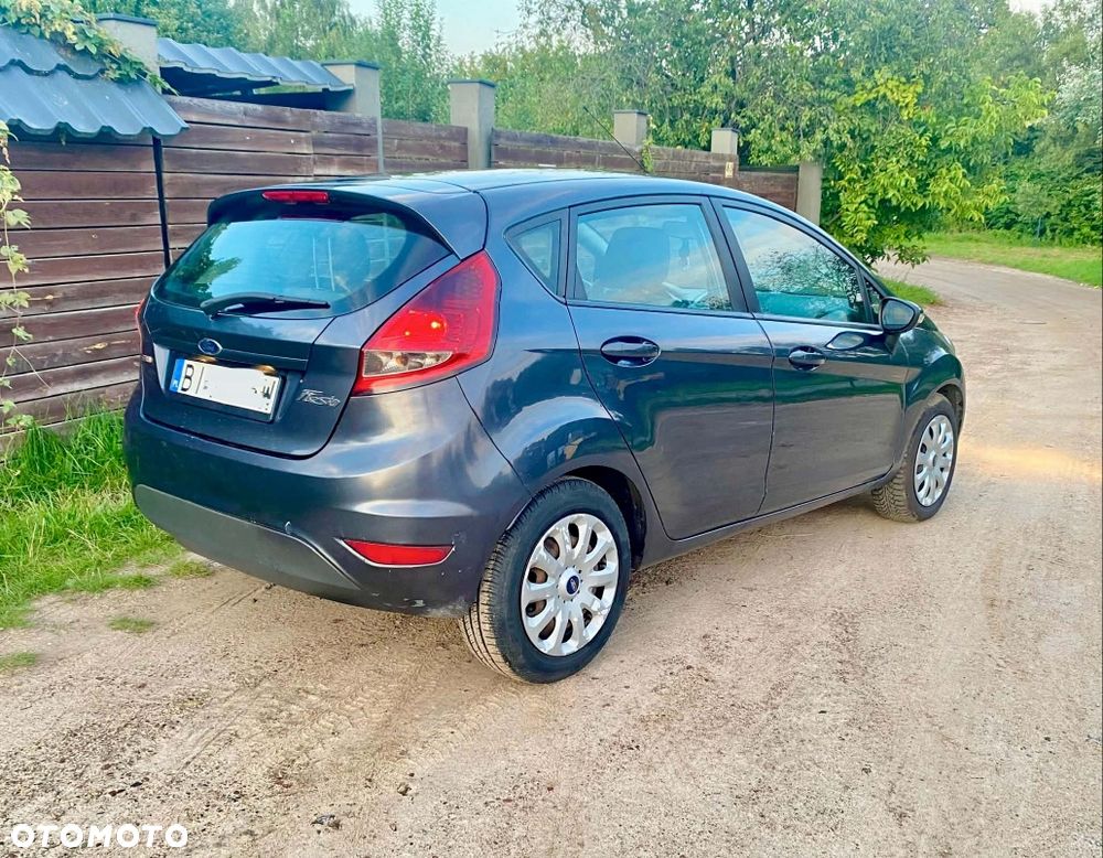 Ford Fiesta - 3