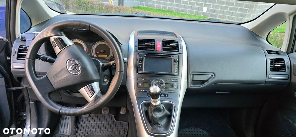 Toyota Auris - 6