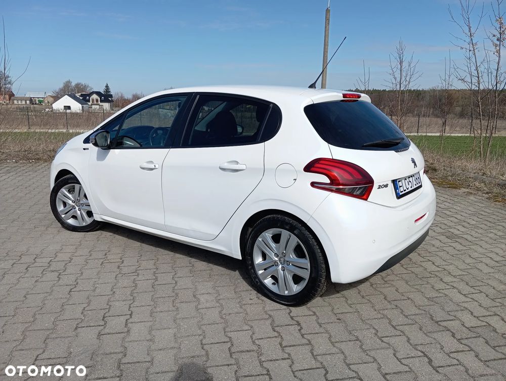 Peugeot 208 PureTech 82 Active - 4