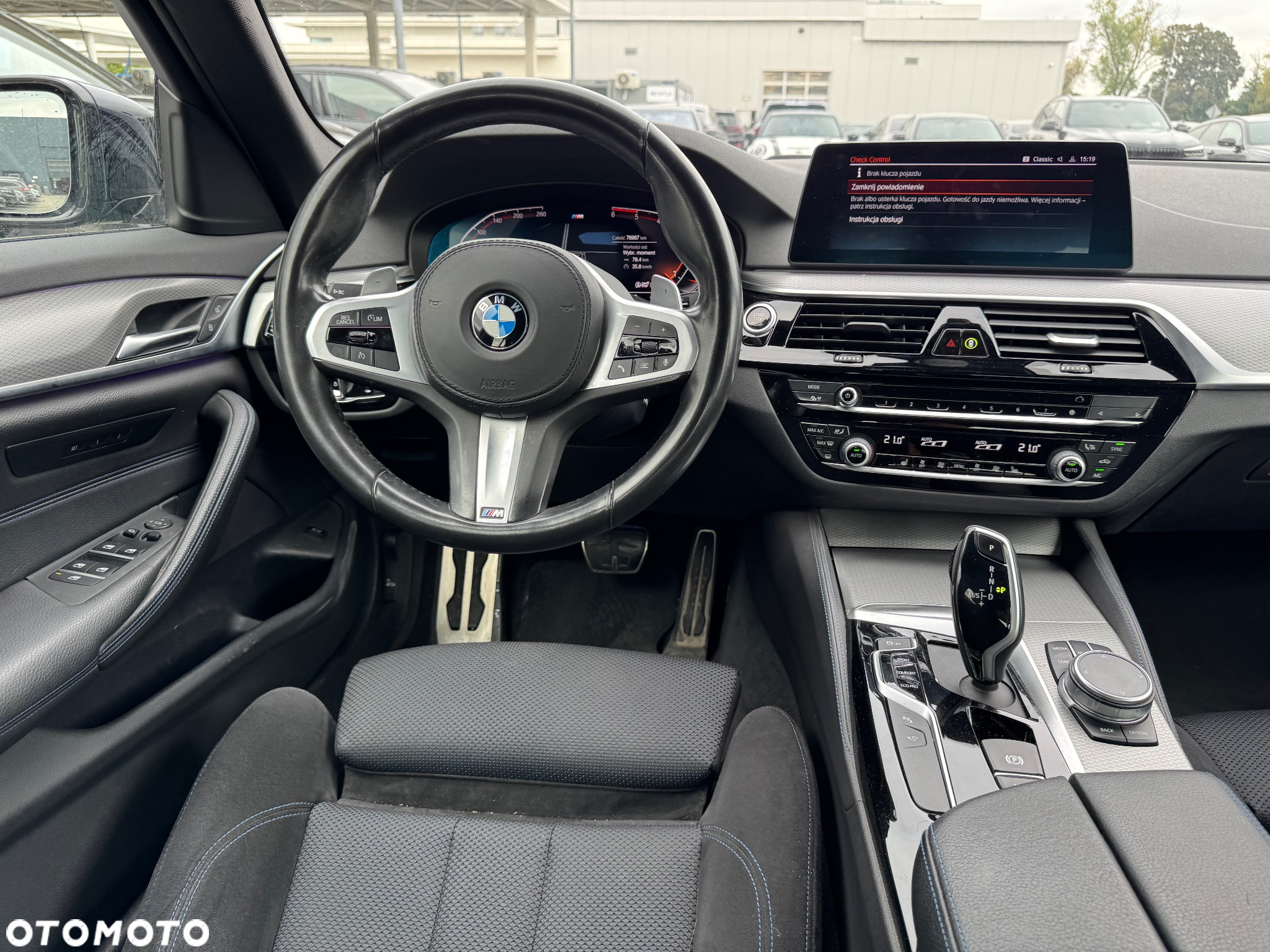 BMW Seria 5 520d xDrive M Sport sport - 31