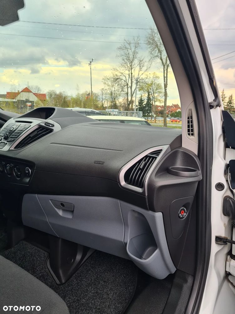 Ford TRANSIT CUSTOM - 14