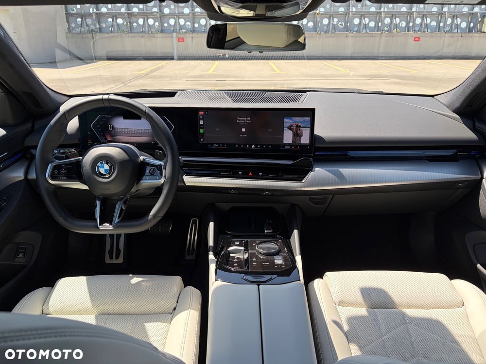 BMW Seria 5 520i mHEV M Sport - 22