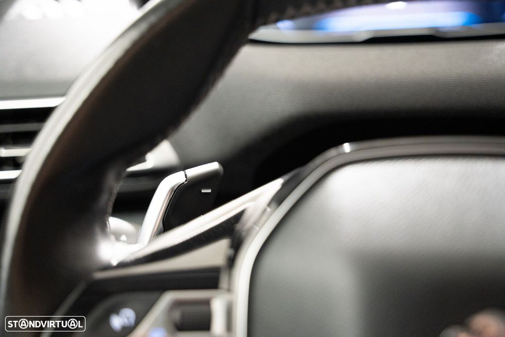 Peugeot 5008 1.2 PureTech Allure EAT8 - 14