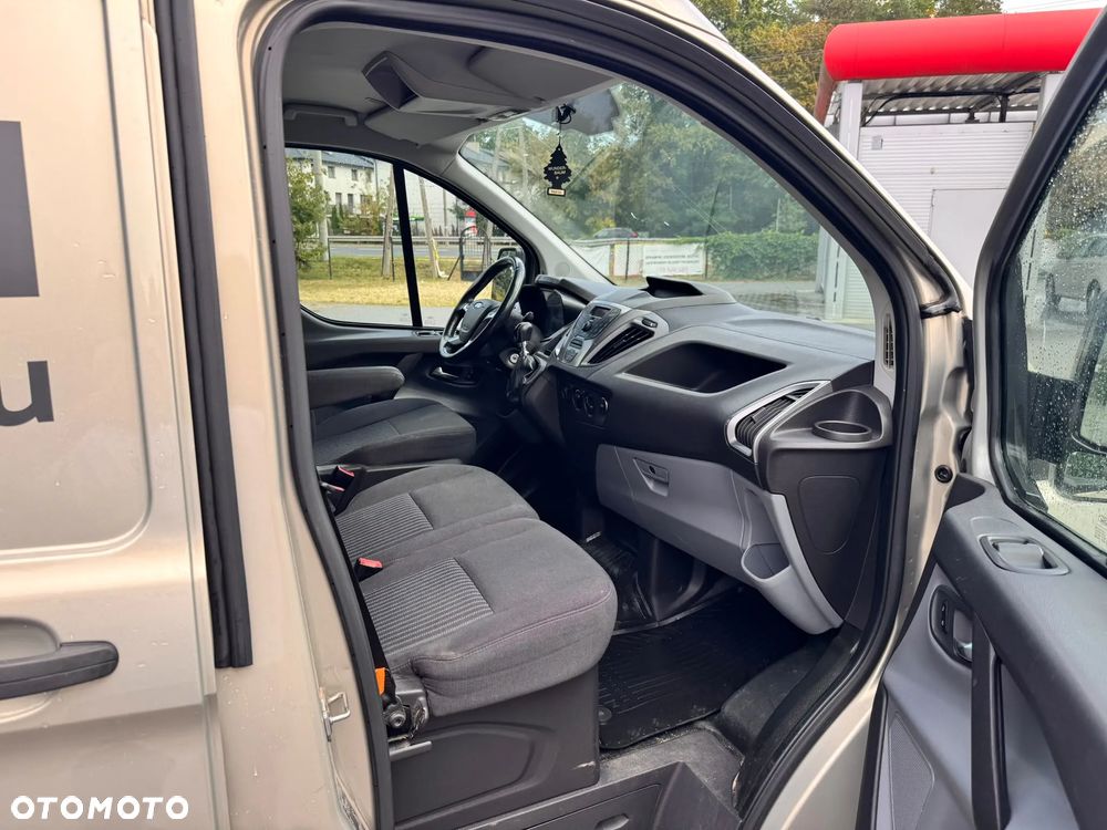 Ford Transit Custom - 9