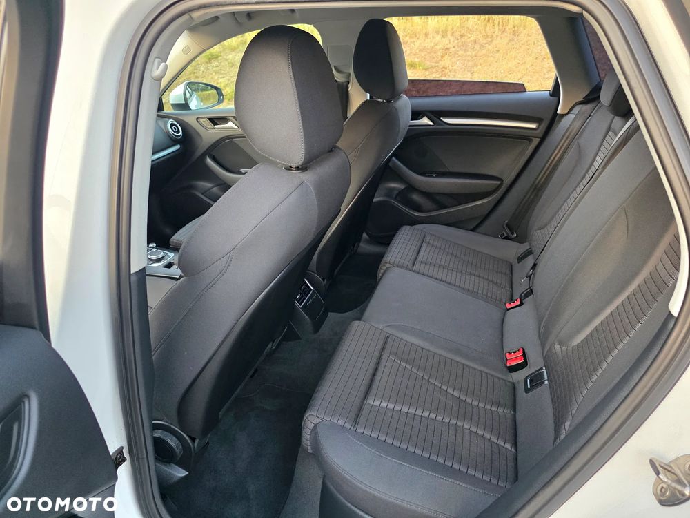 Audi A3 Sportback - 7