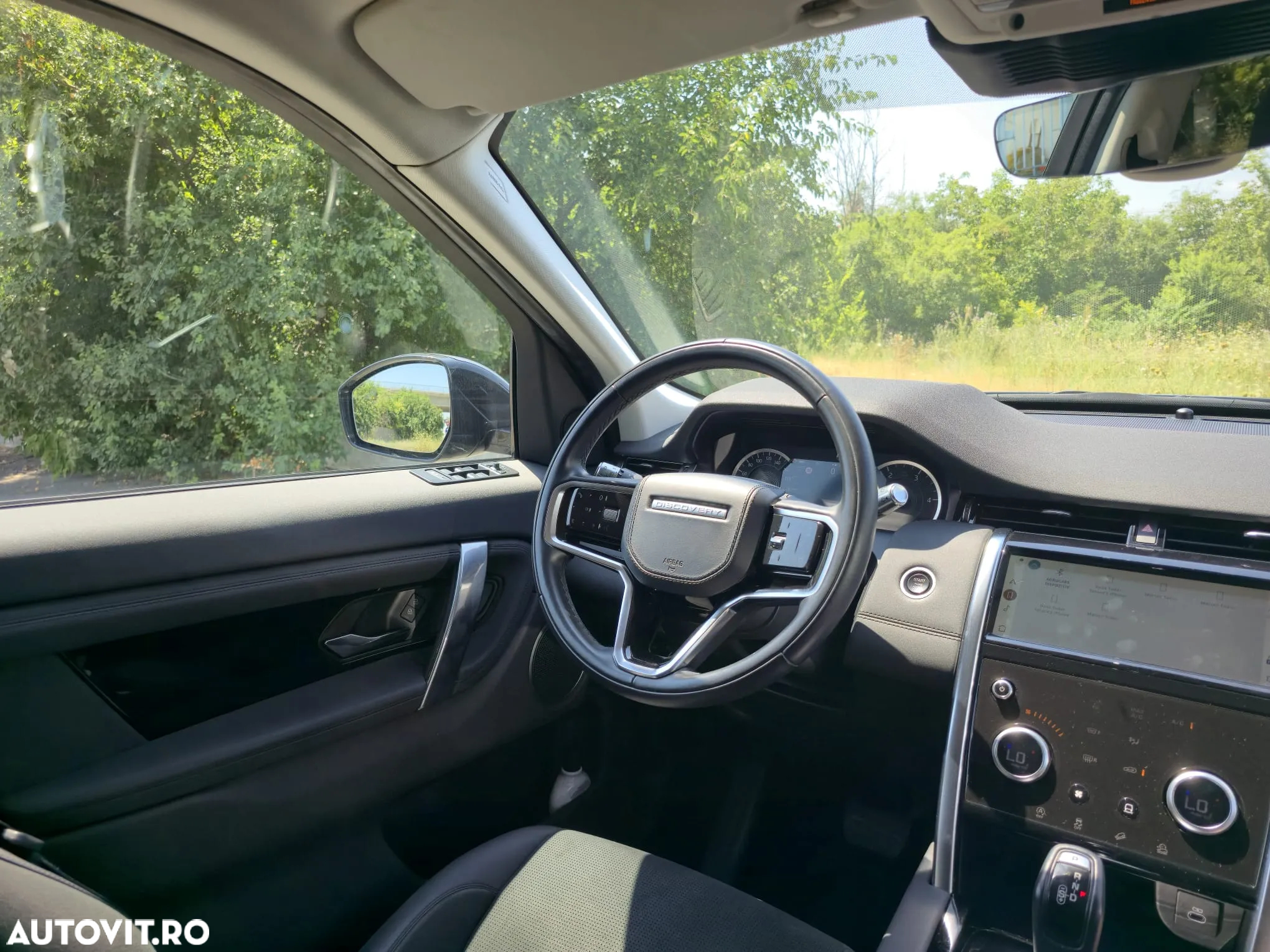 Land Rover Discovery Sport 2.0 D165 MHEV SE - 14