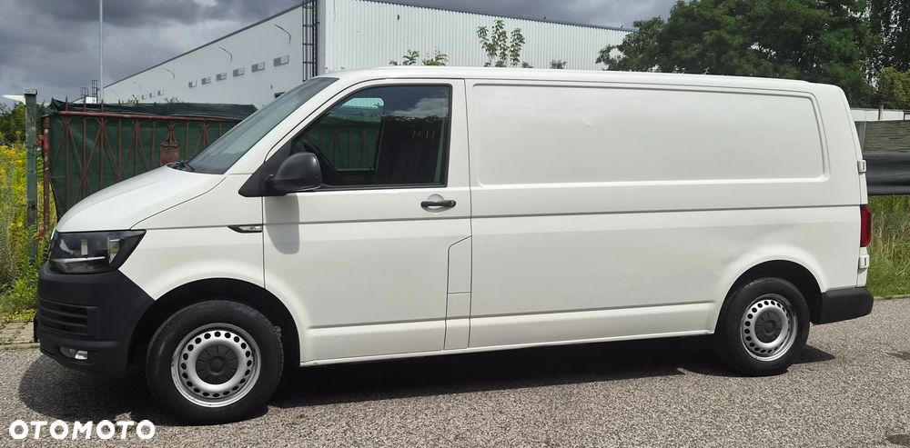 Volkswagen Transporter - 2