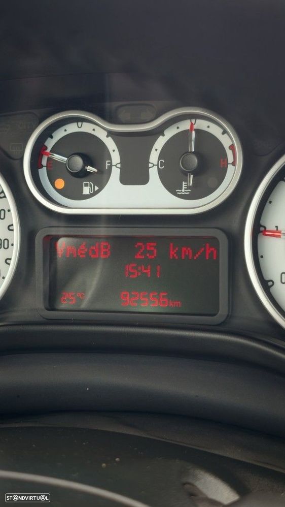 Fiat 500L 1.3 MJ Trekking S&S - 39