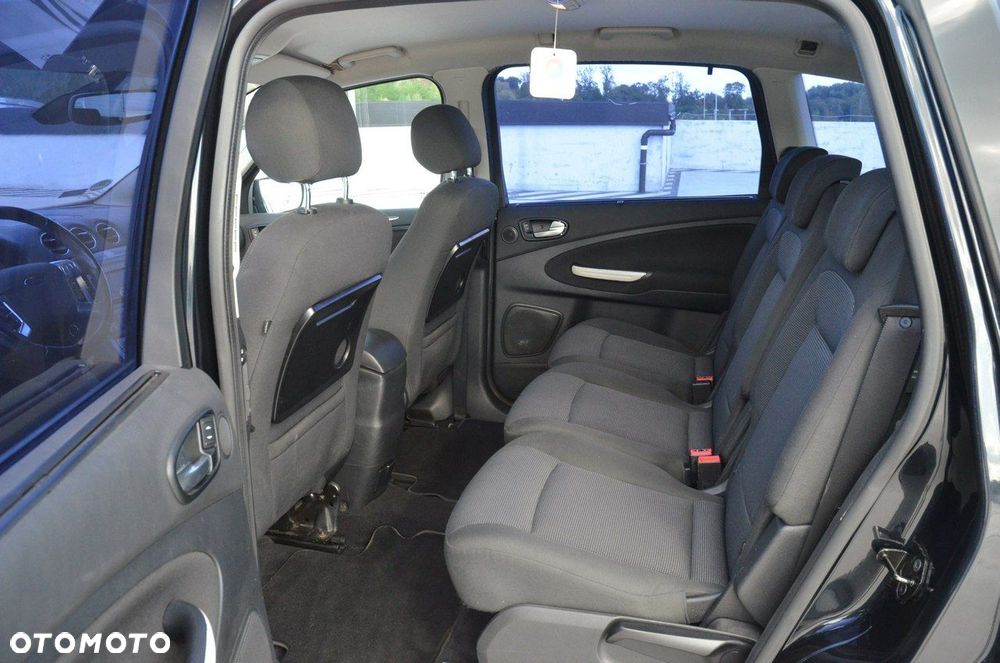 Ford S-Max - 35