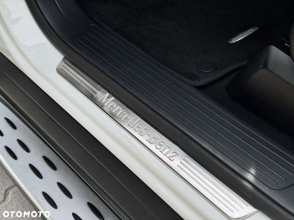 Mercedes-Benz GL 500 4Matic (BlueEFFICIENCY) 7G-TRONIC - 39