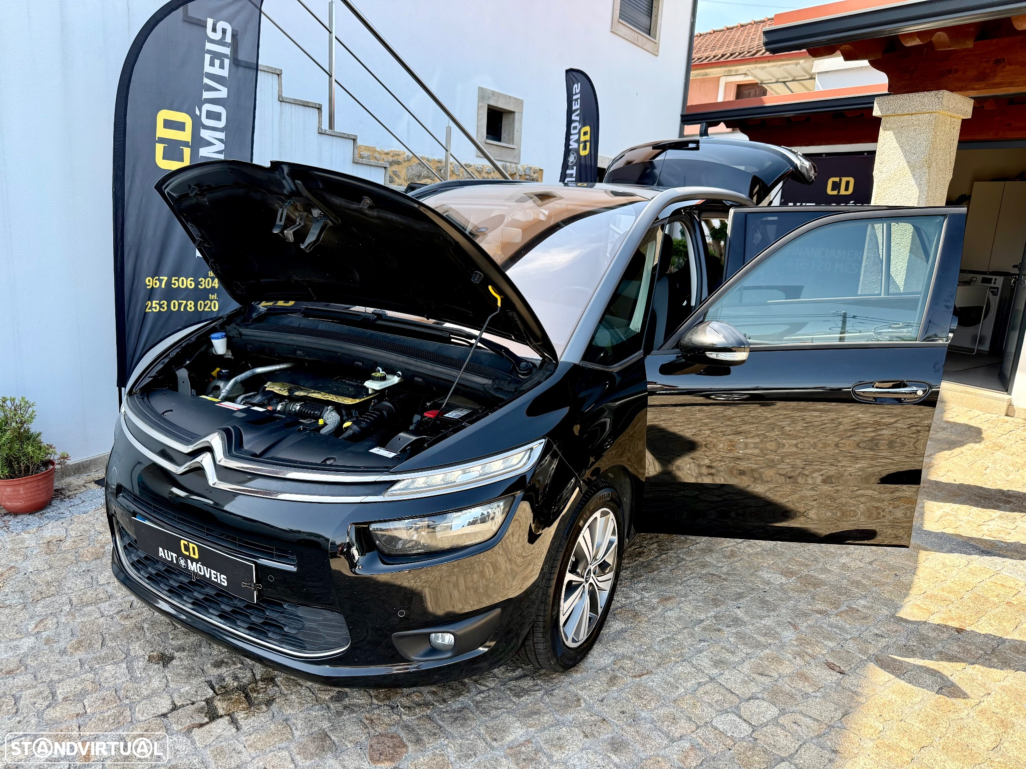 Citroën C4 Grand Picasso e-HDi 115 Intensive - 29