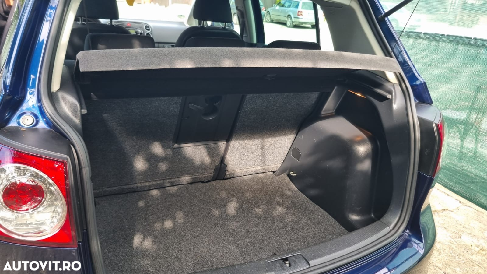 Volkswagen Golf Plus 1.6 TDI DPF Comfortline - 15