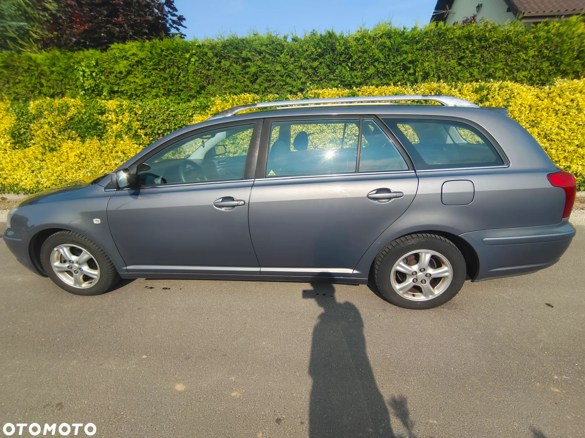 Toyota Avensis 1.8 VVT-i Combi Sol - 6