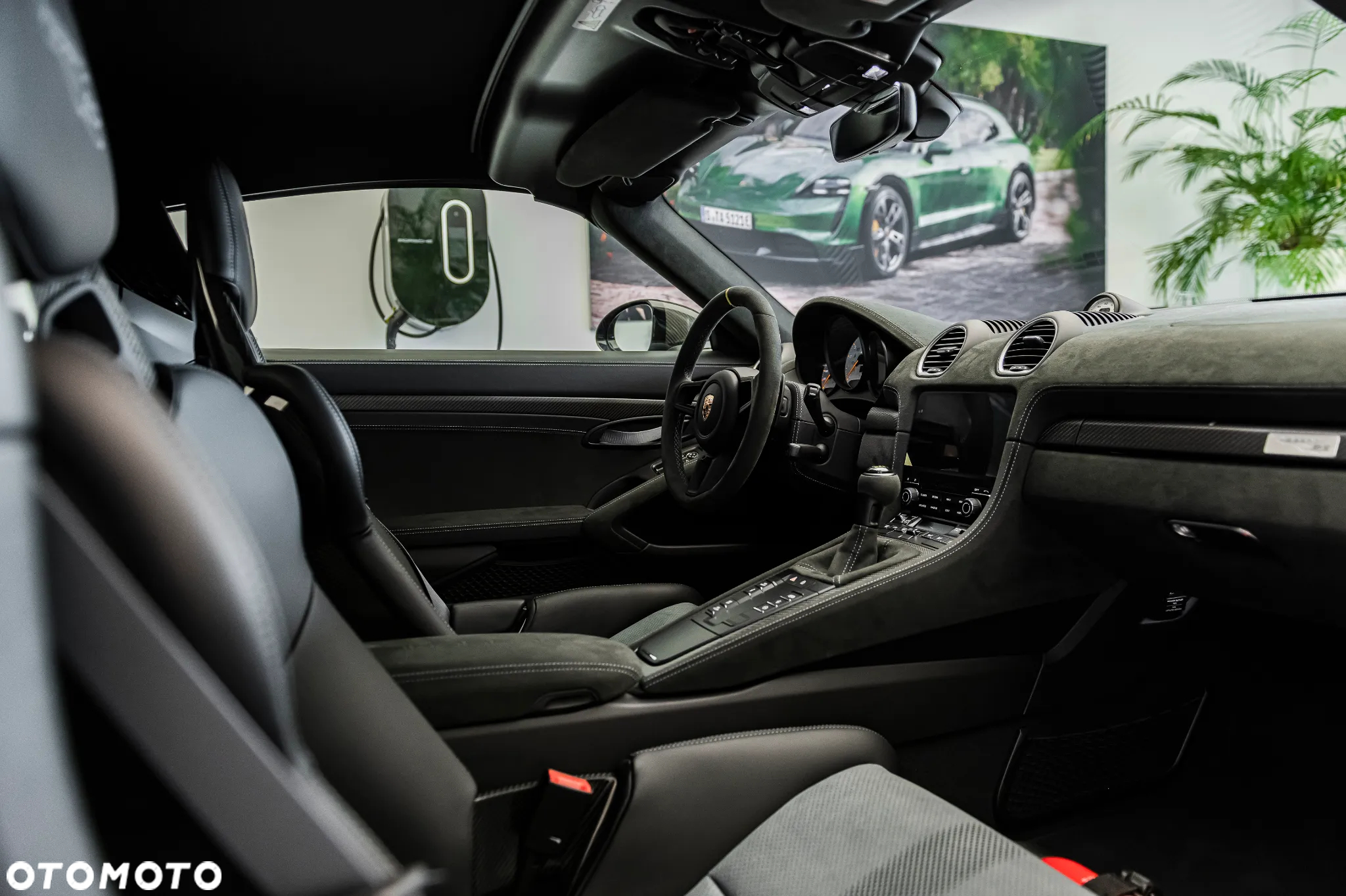 Porsche 718 Spyder - 18