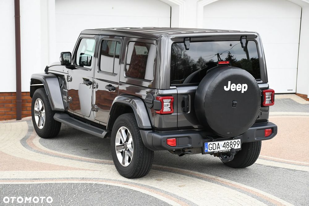 Jeep Wrangler Unlimited 2.2 CRD Sahara - 14