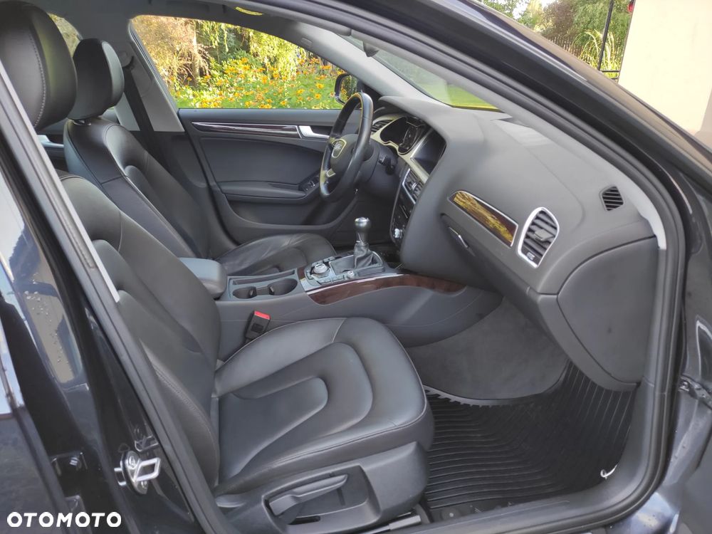 Audi A4 Limousine 2.0 TFSI Limited Edition - 12