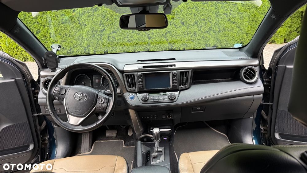 Toyota RAV4 Hybrid Premium 4x2 - 7