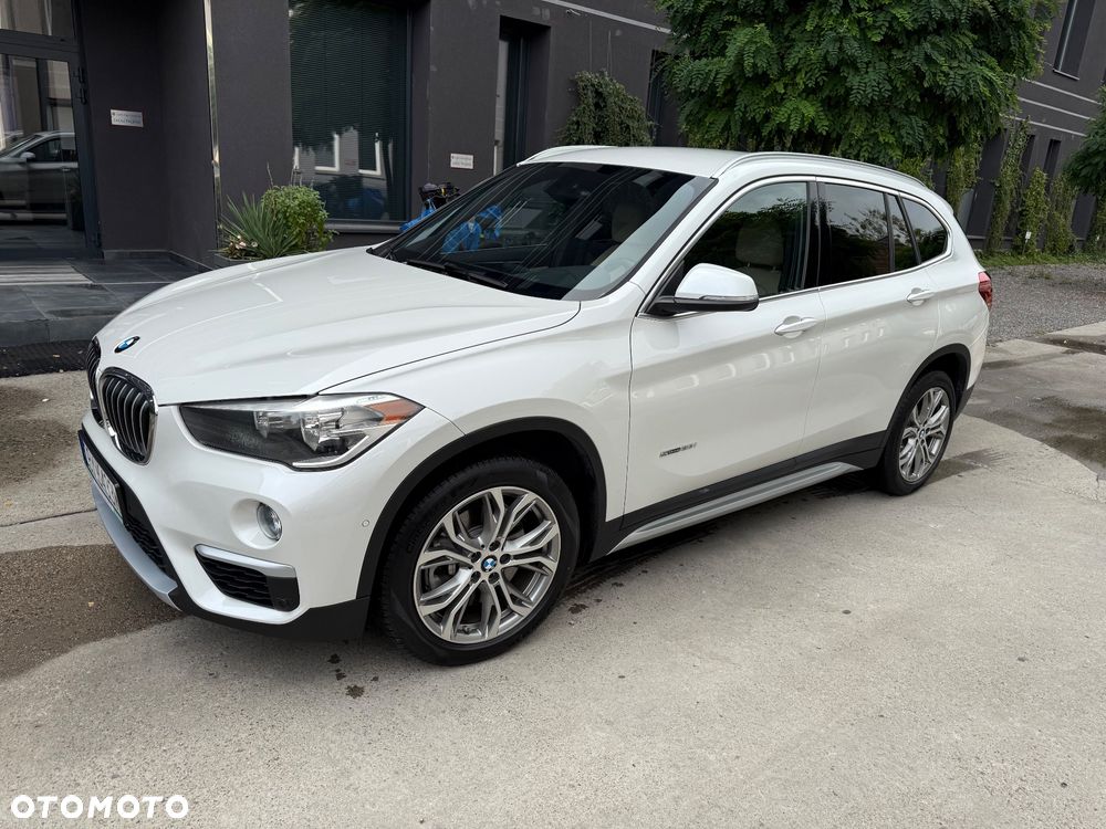 BMW X1 xDrive25i GPF Sport Line - 4