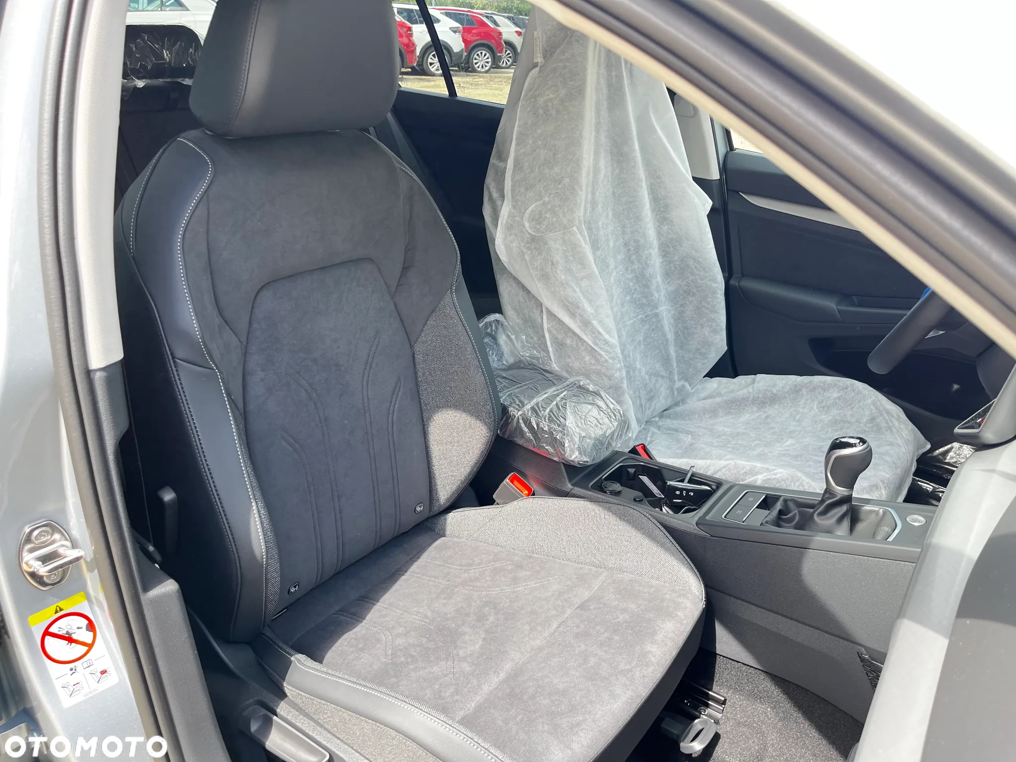 Volkswagen Golf VIII 1.5 TSI Life Plus - 8