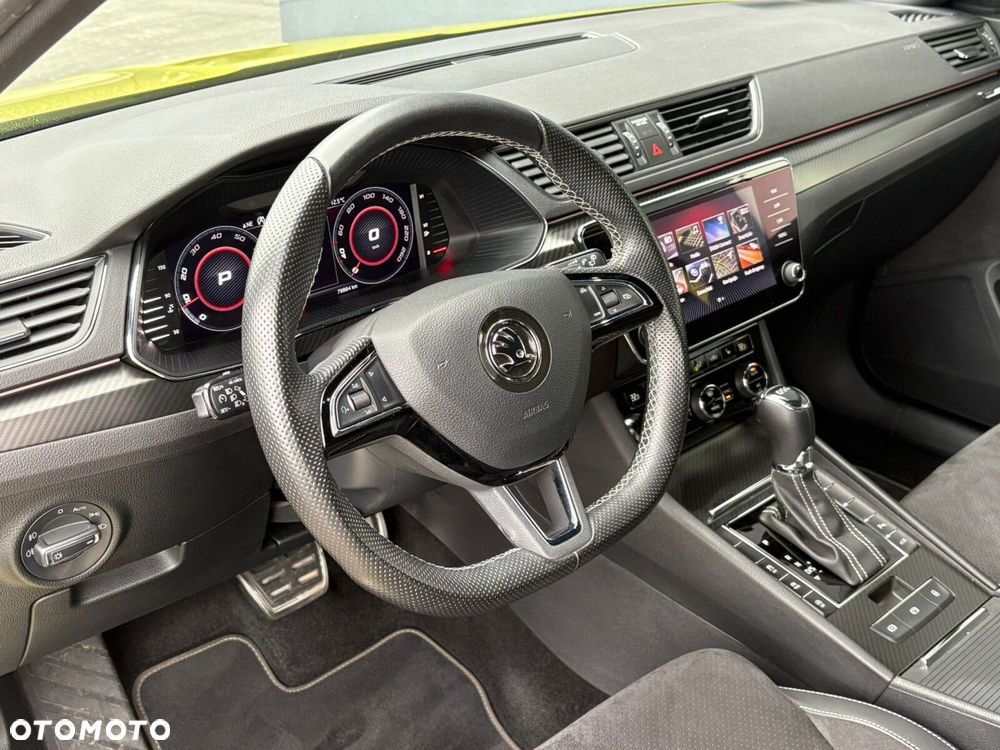 Skoda Superb 2.0 TSI Sportline DSG - 9
