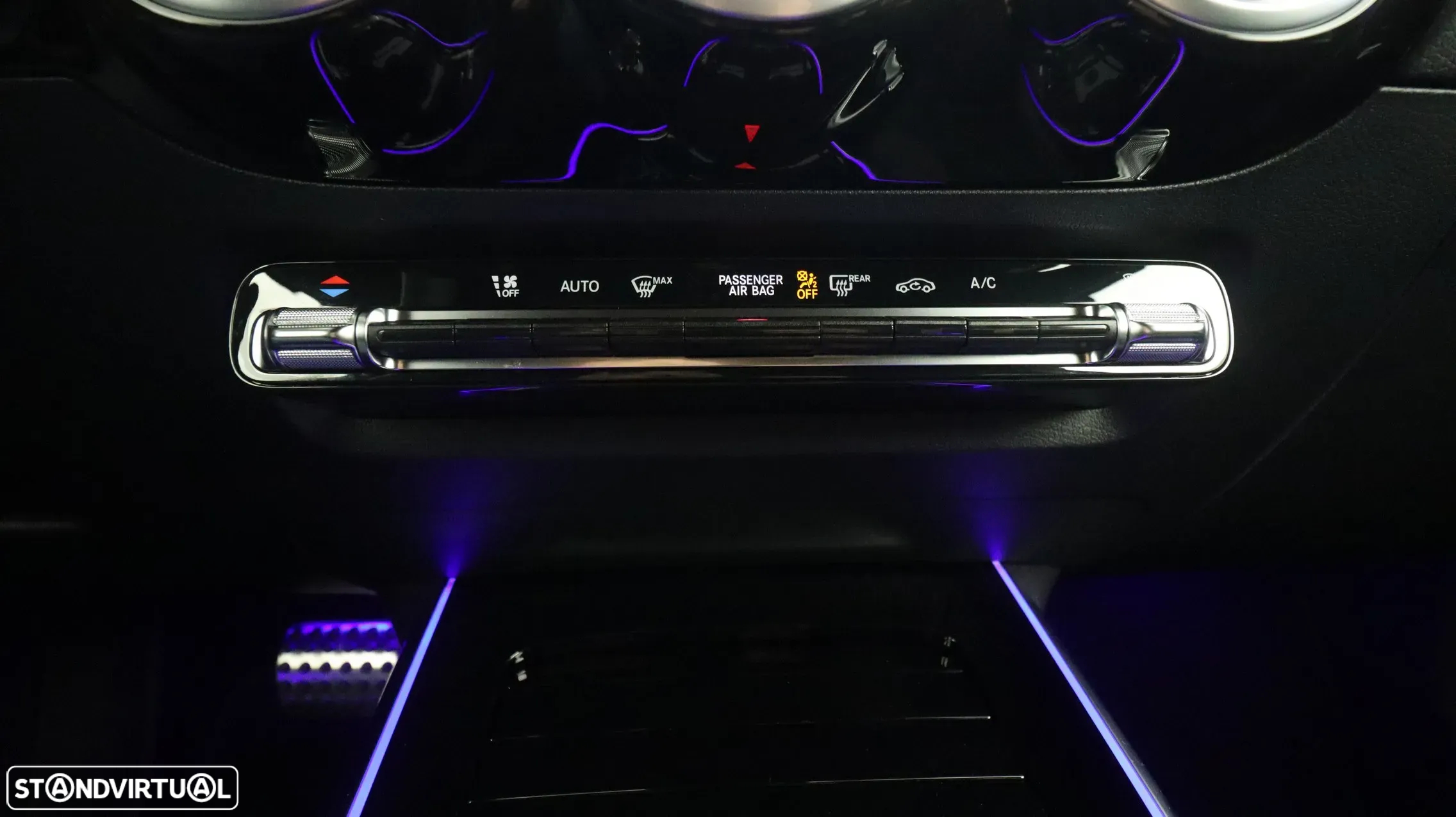 Mercedes-Benz GLA 200 d AMG Line - 22