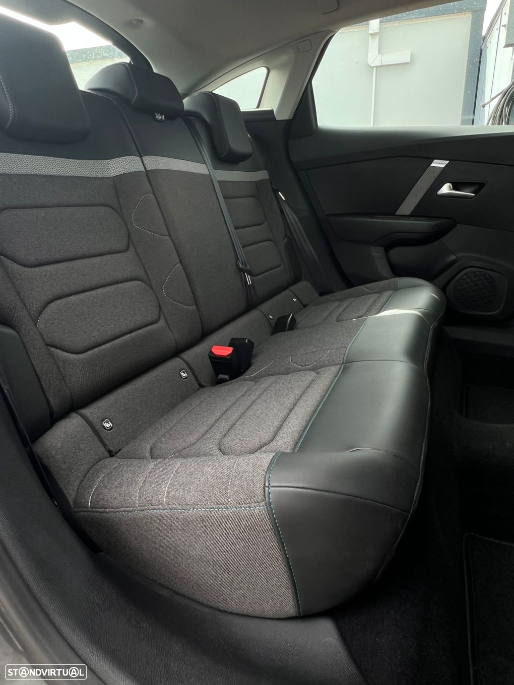 Citroën C4 1.2 PureTech Feel - 3