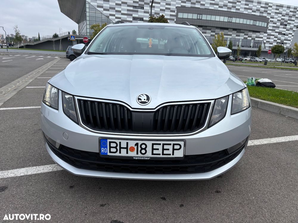 Skoda Octavia Combi Diesel 1.6 TDI Active - 1