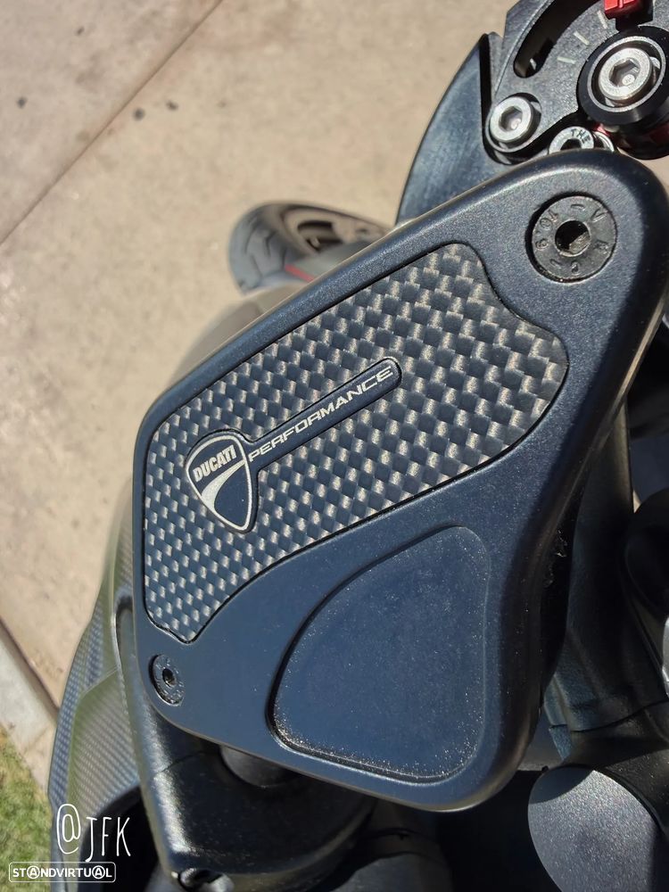 Ducati Diavel Carbon Edition - 20