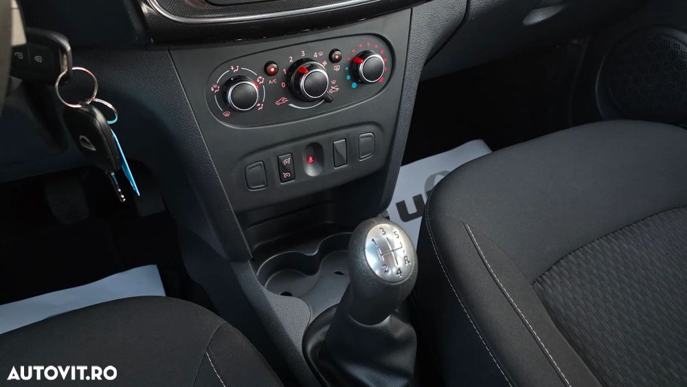 Dacia Sandero SCe 75 Comfort - 21