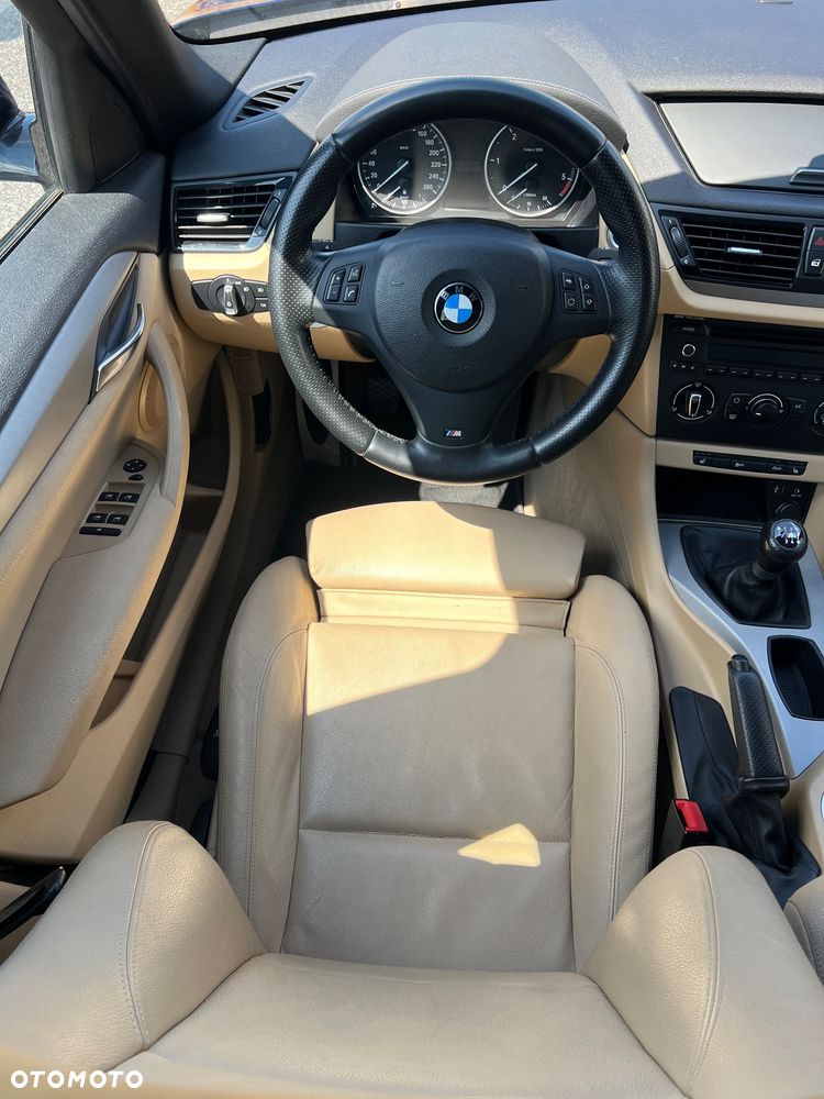BMW X1 sDrive18d Sport Line - 30