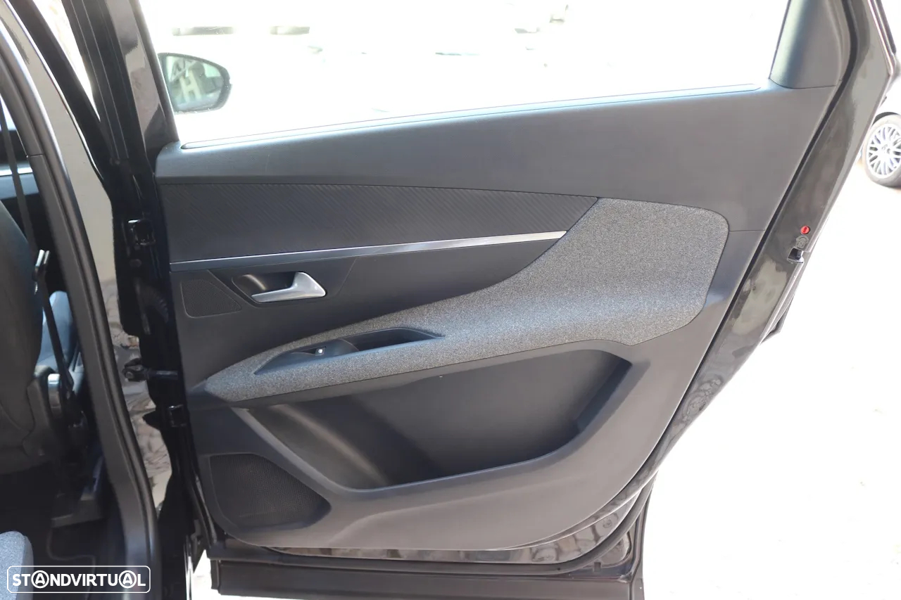Peugeot 5008 1.5 BlueHDi Active Pack - 36