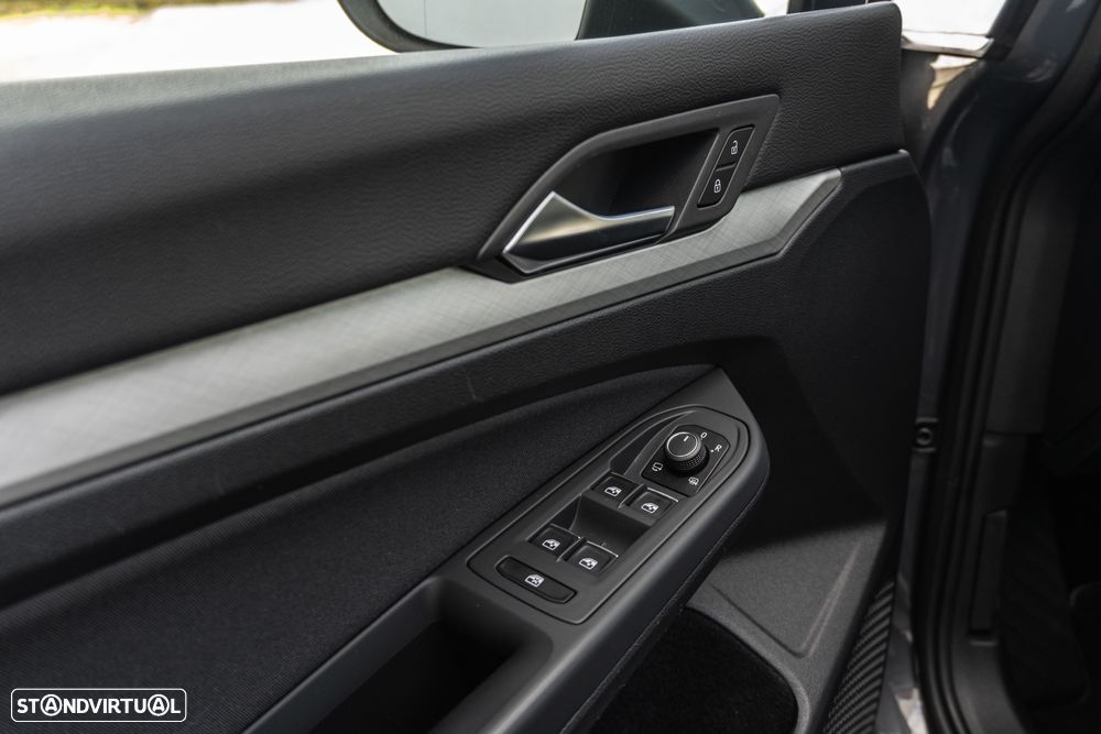 VW Golf 2.0 TDI Life - 11