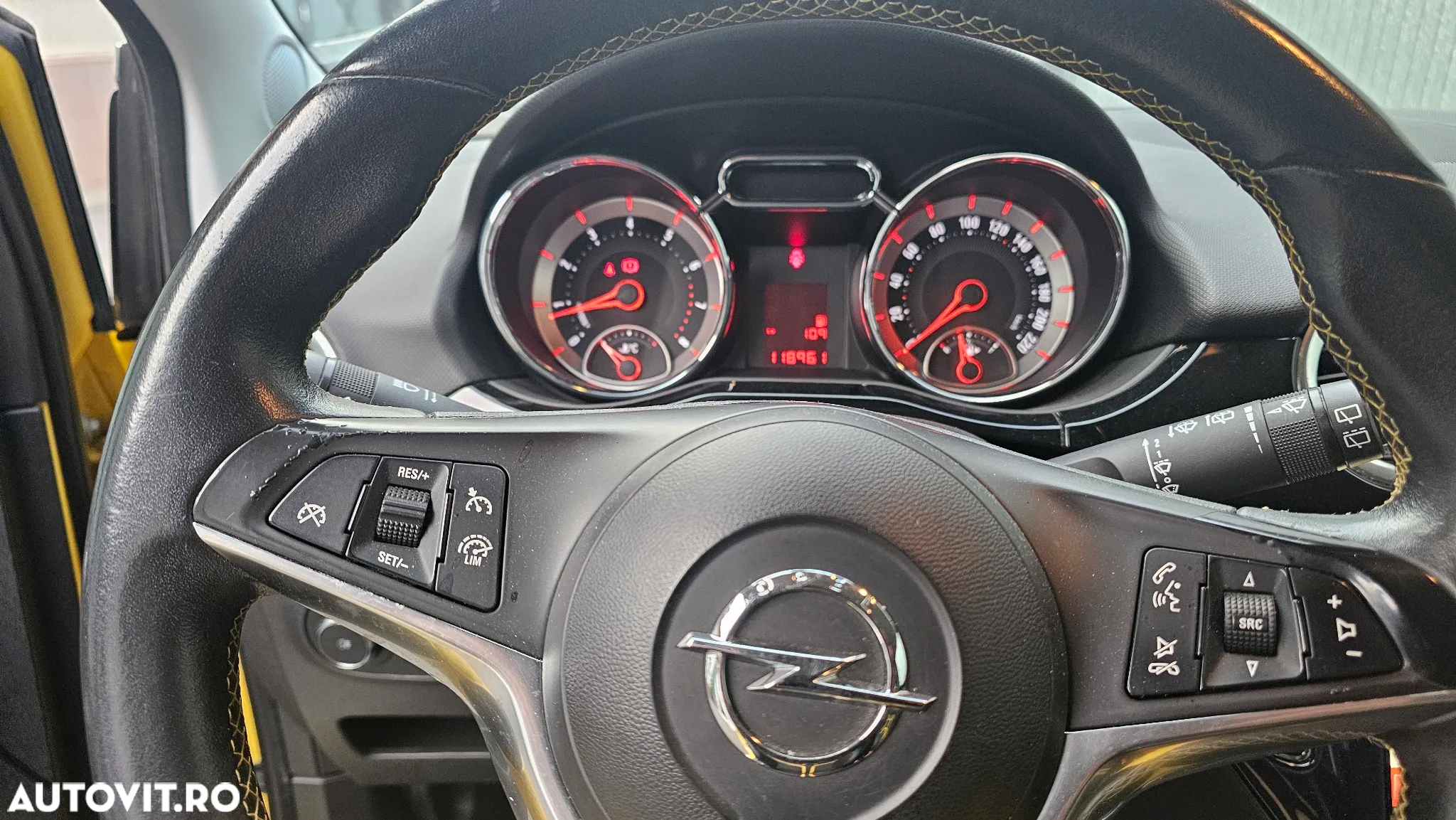 Opel Adam 1.4 TWINPORT ECOTEC SLAM - 10