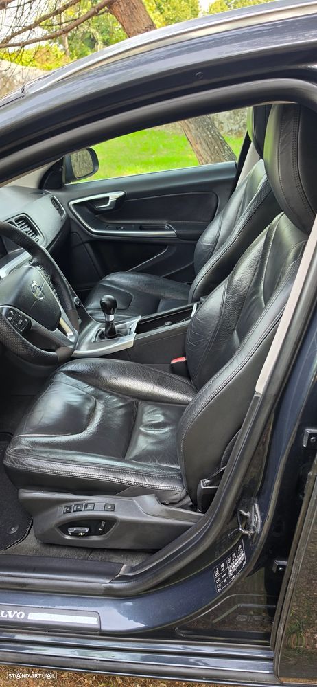 Volvo V60 - 8