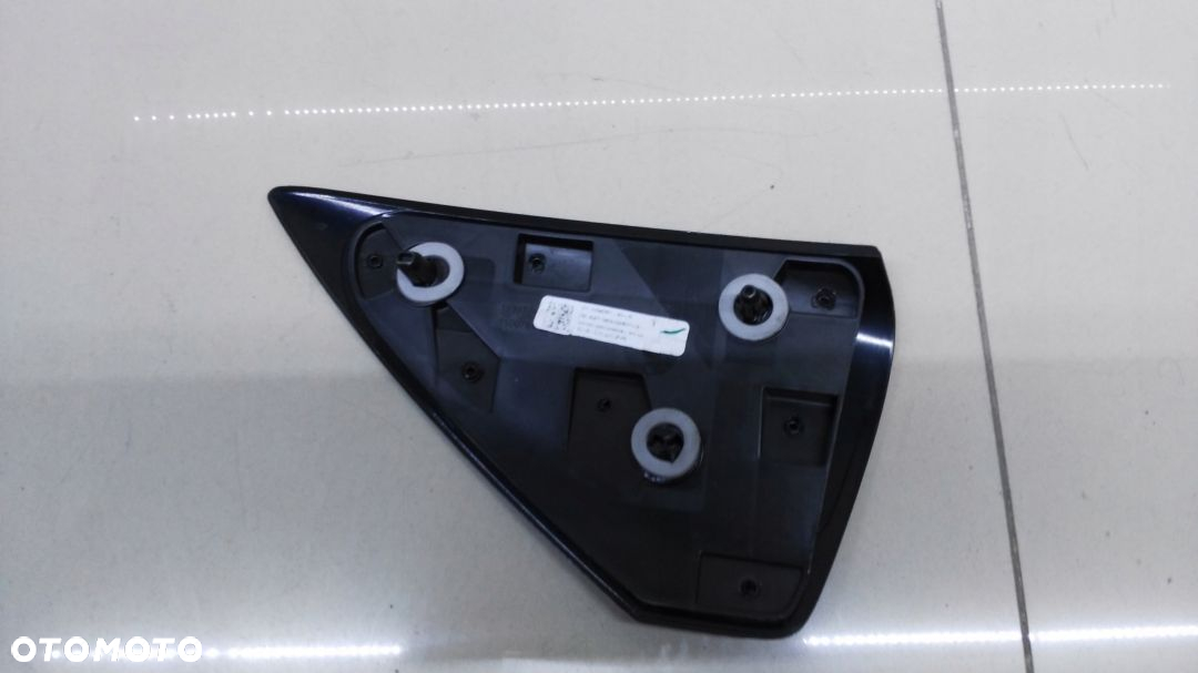 TESLA 3 PRAWY ODBLASK KLAPKA LAMPY PRAWEJ TYL - 2