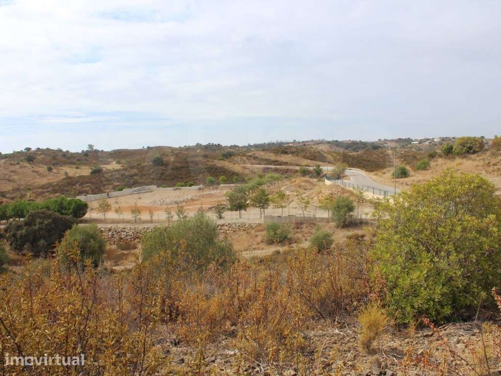 FARO - Castro Marim - Terreno localizado junto à estada principal - Grande imagem: 5/18