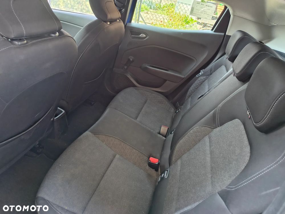 Renault Clio - 15
