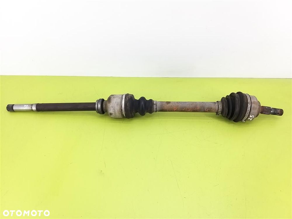 Półoś przód przednia prawa Peugeot 307  I 1.4HDI 68KM 2001-2005R - 1