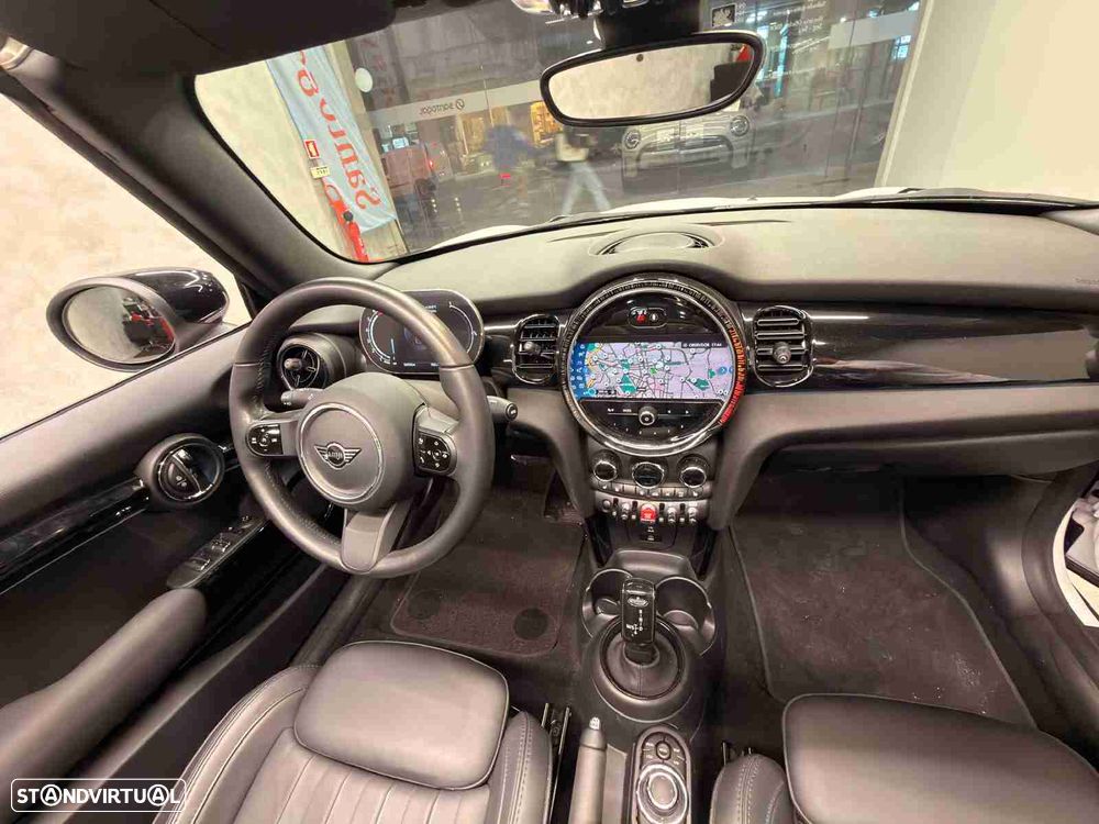 MINI Cabrio Cooper Premium Classic Auto - 12