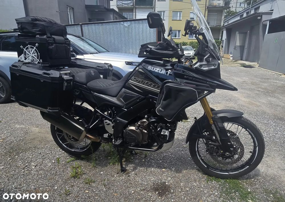 Suzuki V-STROM - 4