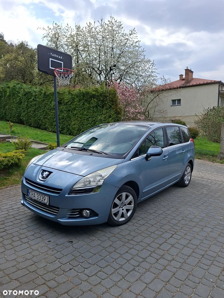 Peugeot 5008 - 1